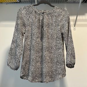 BR patterned blouse